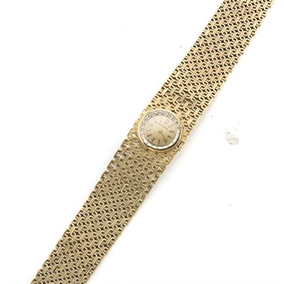 Lot 39 - Lady's Gold Wristwatch