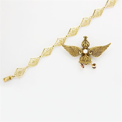 Lot 582 - Antique Gold Bracelet, Bar Pin and Wing Brooch