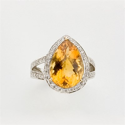 Lot 873 - Citrine and Diamond Ring