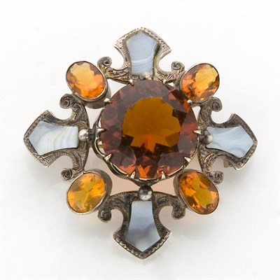 Lot 800 - Antique Silver, Scottish Agate and Simulated Citrine Brooch