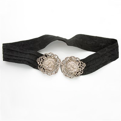 Lot 545 - Silver and Brocade Belt