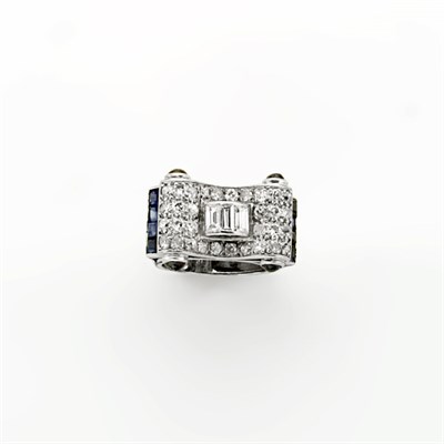 Lot 768 - Retro Platinum, Diamond and Sapphire Ring