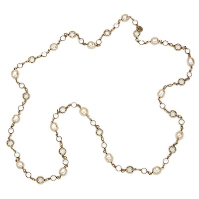 Lot 146 - Chanel Faux Pearl and Crystal Sautoir 1981...