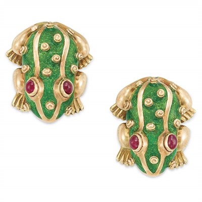 Lot 426 - Pair of Gold, Green Enamel and Cabochon Ruby Frog Earclips, David Webb
