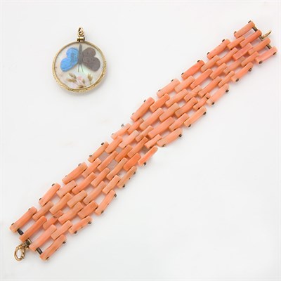 Lot 490 - Antique Coral Bracelet and Butterfly Wing and Mother-of-Pearl Butterfly Pendant