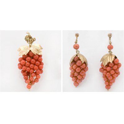 Lot 640 - Coral Bead Grape Cluster Brooch and Pair of Pendant-Earclips