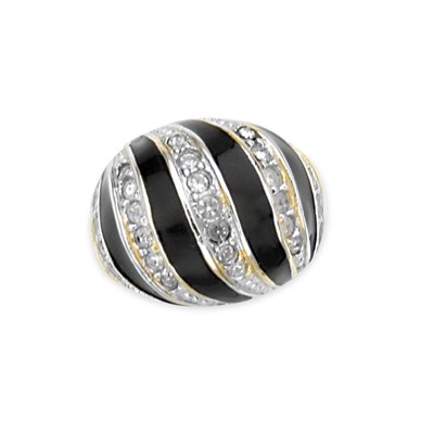 Lot 202 - Cocktail Ring Gold-tone metal enameled in...