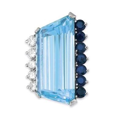 Lot 66 - Aquamarine, Diamond and Sapphire Ring