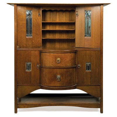 Lot 114 - Scottish Arts and Crafts Oak Cabinet The upper...