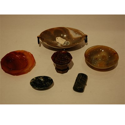 Lot 233 - Group of Eleven Agate Table Articles