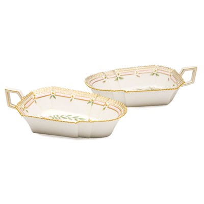 Lot 532 - Pair of Royal Copenhagen Flora Danica...