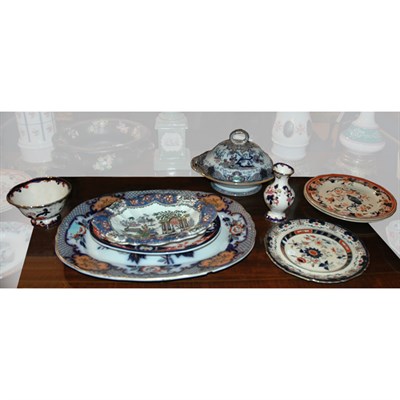 Lot 147 - Group of English Chinoiserie Decorated...