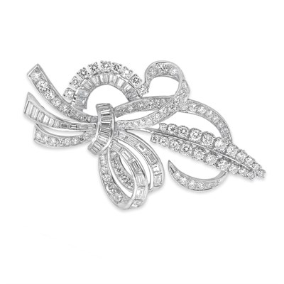 Lot 129 - Diamond Bow Brooch