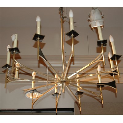 Lot 424 - Modern Style Silvered Metal Twelve-Light...