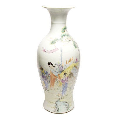 Lot 202 - Chinese Famille Rose Glazed Porcelain Vase...
