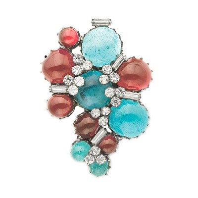 Lot 127 - Gripoix Fur Clip Circa 1950 Silver-tone metal...