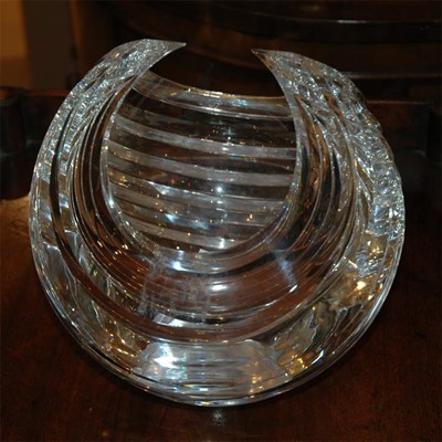 Lot 423 - Colorless Cut Glass Globular Vase Sosso Height...