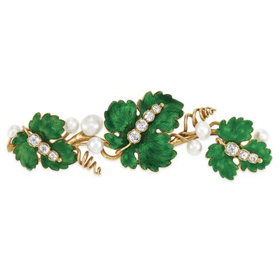 Lot 326 - Antique Gold, Green Enamel, Diamond and Baroque Freshwater Pearl Leaf Bar Brooch