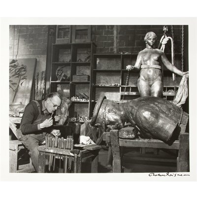 Lot 158 - DOISNEAU, ROBERT (1912-1994) Midi a la...