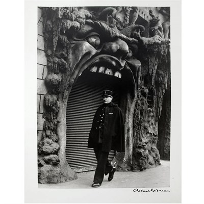 Lot 152 - DOISNEAU, ROBERT (1912-1994) L'enfer-1952....