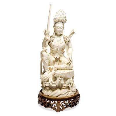 Lot 110 - Chinese Ivory Carving of Guanyin Early 20th...