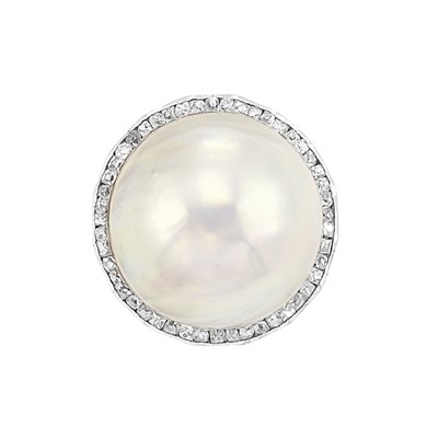 Lot 218 - Mabé Pearl and Diamond Ring