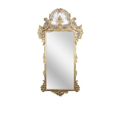 Lot 519 - Victorian Gilt-Wood Mirror With a rectangular...