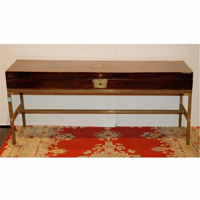 Lot 184 - Brass Mounted Mahogany Gun Case On a brass...