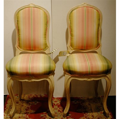 Lot 187 - Pair of Rococo Style Painted Wood Chaises