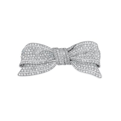 Lot 521 - Diamond Brooch