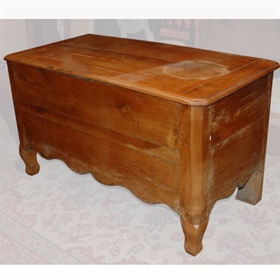 Lot 387 - American Pine Chest Height 25 inches, width 47...