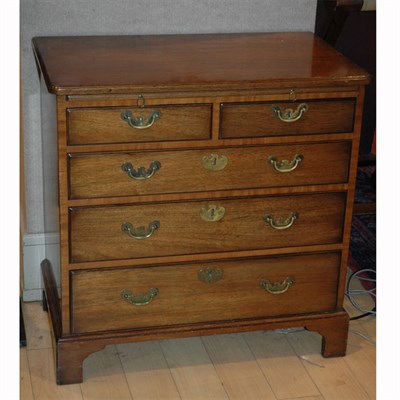 Lot 486 - Georgian Style Mahogany Chest of Drawers...