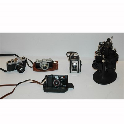 Lot 575 - Group of Cameras and Camera Equipment
