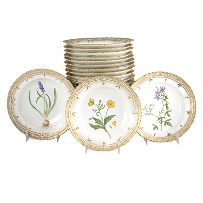 Lot 534 - Set of Twenty-Four Royal Copenhagen Flora...