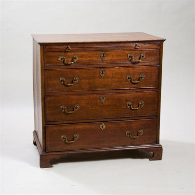 Lot 255 - George III Mahogany Chest of Drawers The...