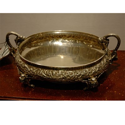Lot 402 - Sterling Silver Footed Center Bowl Length 15...