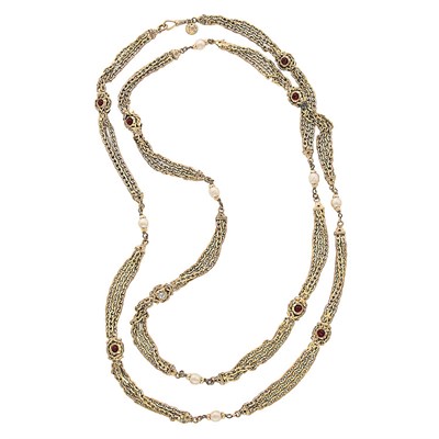 Lot 480 - Chanel Sautoir 1982 Gold-tone metal chain link...