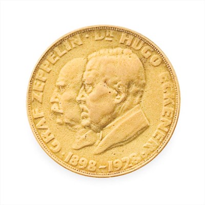Lot 348 - Gold Zeppelin Medal Wonderful 18 kt. jeton,...