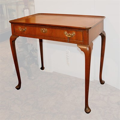 Lot 260 - Kittinger Colonial Williamsburg Reproduction...