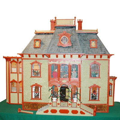 Lot 600 - Victorian Style Furnished Doll House