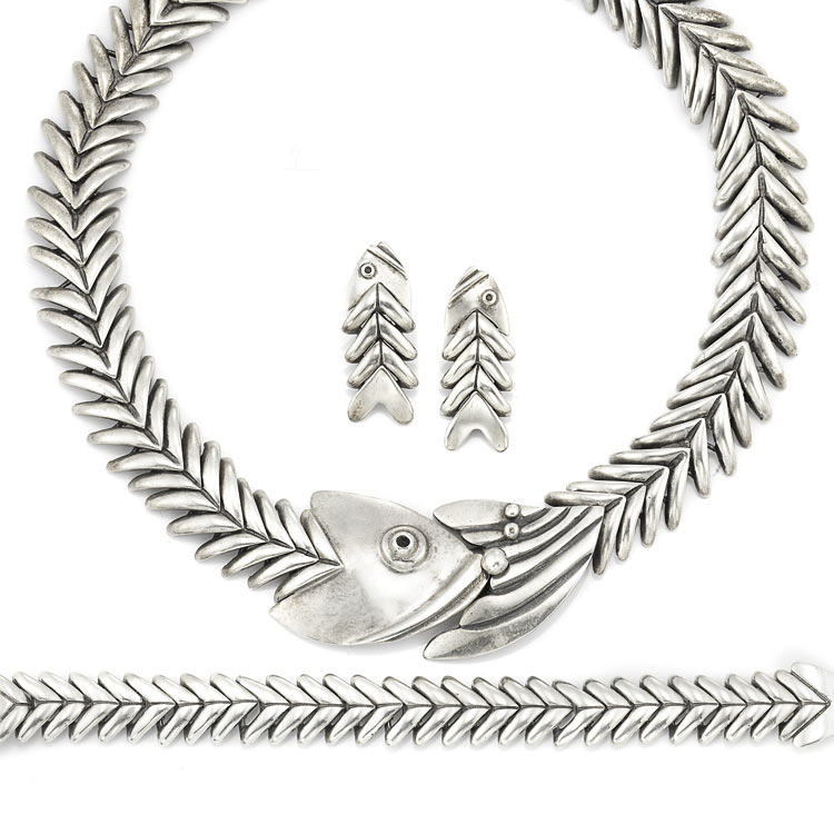 Lot 50 - Mexican Sterling Silver Fish Necklace, Bracelet and Pair of Earrings
