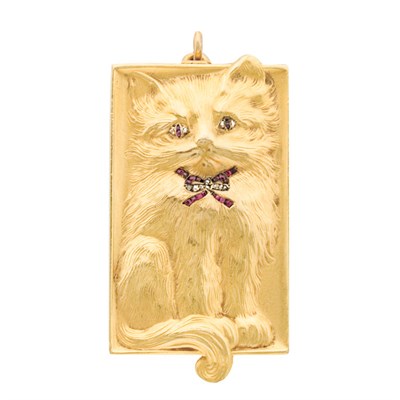 Lot 59 - Art Nouveau Gold, Diamond and Ruby Cat Pill Box Pendant