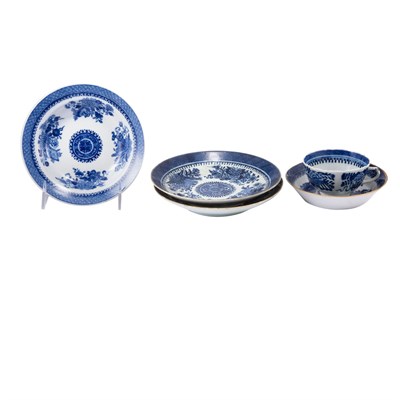 Lot 416 - Group of Chinese Export Blue Fitzhugh...