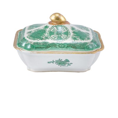 Lot 433 - Chinese Export Green Fitzhugh Porcelain...