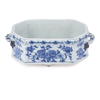 Lot 251 - Chinese Export Blue and White Porcelain...