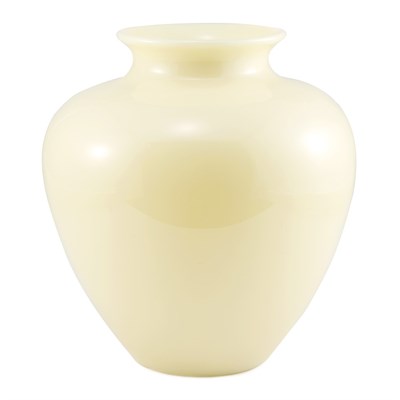 Lot 302 - Unsigned Carder Steuben Ivory Glass Vase Of...