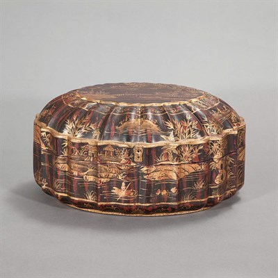 Lot 528 - Chinoiserie Style Molded Box Length 13 inches.