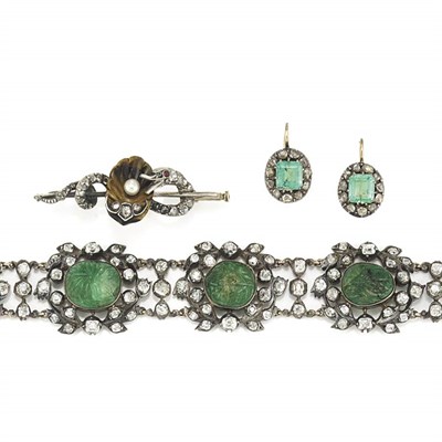 Lot 241 - Group of Antique Emerald and Diamond Jewelry