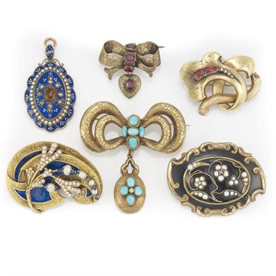 Lot 240 - Six Antique Brooches