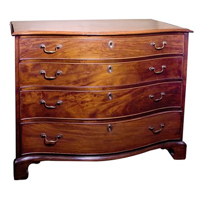 Lot 436 - George III Mahogany Chest of Drawers The...